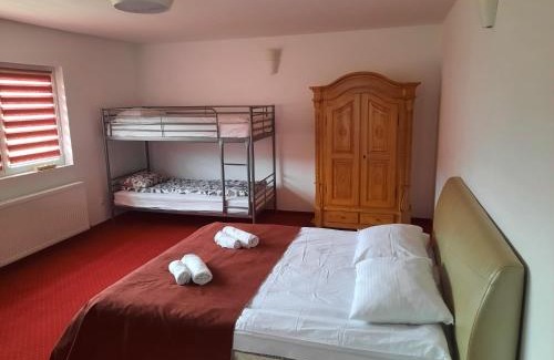Deda House | Explore Cabana Donca: Pet-Friendly Haven with Hot Tub