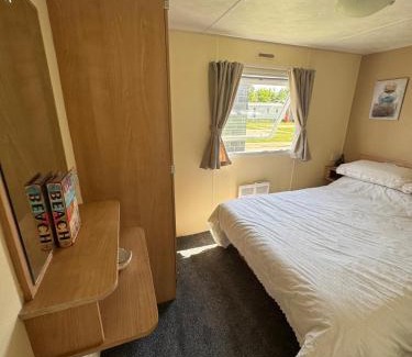 Clacton-on-Sea House | Cabana Escape