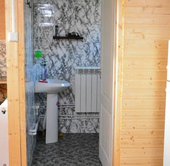 Racovita House | Family-Friendly Retreat at Cabana IBU - Rated 10/10!