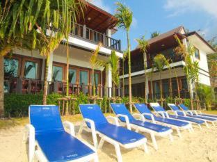 Satun Resort | Relax at Cabana Lipe Beach Resort with Oceanfront Views