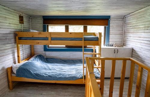 Muntele Baisorii Villa | Discover Family-Friendly Comfort at Cabana Misha