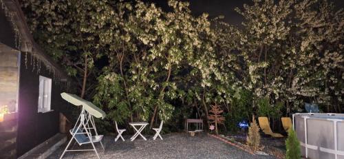 Ocna Sibiului Cabin | Inviting Cabana Oprișor with Ocean View & Pool Access