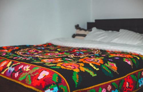Dej House | Pet-Friendly Cabana Popasul lui Pintea with Hot Tub