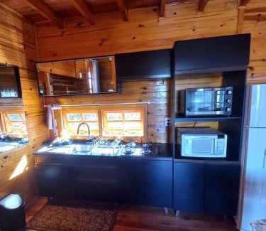 Alfredo Wagner Ski Chalet | Unforgettable Stay at Cabana Refúgio da Serra - Rated 9.9/10