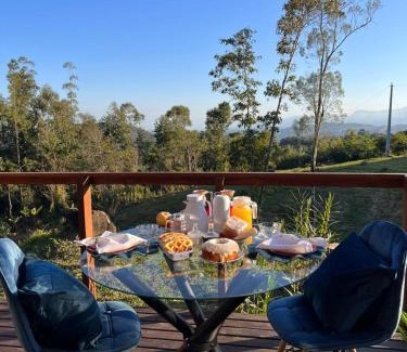 Anitapolis Cabin | Romantic Getaway at Cabana Romântica with Hot Tub & Breakfast