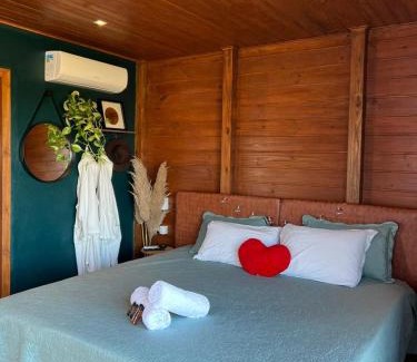 Anitapolis Cabin | Romantic Getaway at Cabana Romântica with Hot Tub & Breakfast