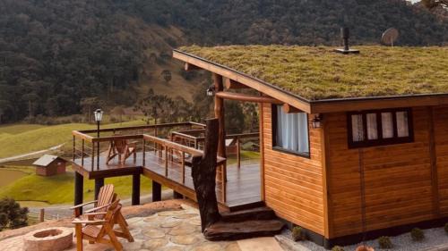 Bom Retiro House | Romantic Cabana with Ocean View & Pool in Bom Retiro
