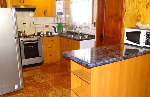 Malalcahuello House | Discover Cabana Santa Matilde: Pet-Friendly Retreat with Kitchen