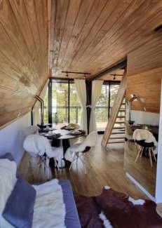 Urubici Ski Chalet | Experience Cabana Sierra de la Pace: Pet & Child Friendly Stay