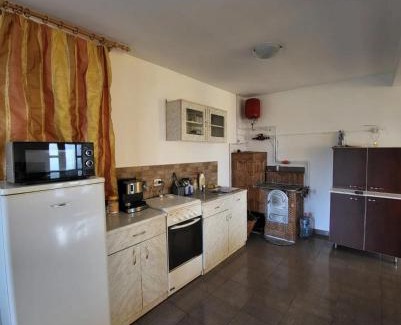 Hodac House | Relax at Cabana Toaca with Pool & Family-Friendly Vibes