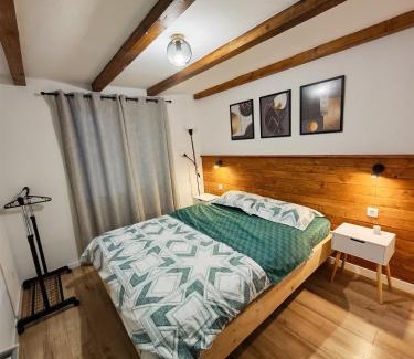 Aiud House | Pet-Friendly Retreat at Cabana Tudor - Rated 9.2/10