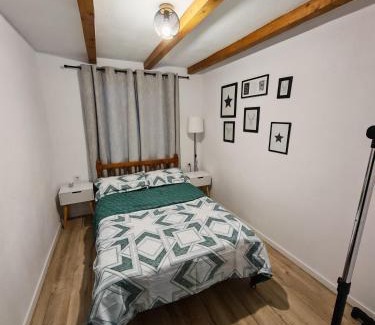 Aiud House | Pet-Friendly Retreat at Cabana Tudor - Rated 9.2/10