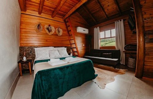 Lauro Muller Cabin | Exceptional Cabana Uccello - Family and Pet Friendly Retreat