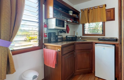 Hopkins Apartment | Cozy Cabana with WiFi, Pool Access & Steps to the Beach