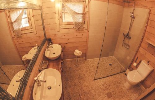 Lires Cabin | Experience Cabanas da Ría: Oceanfront Bliss & 9.3/10 Rating