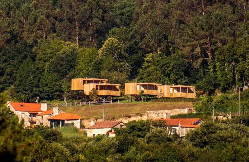 Ures Cabin | Guest Rated Cabanas de Canduas: Family-Friendly Retreat