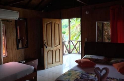 Sapzurro Hotel | Guest Rated 10/10: Cabanas Deep Blue with Spa & Restaurant