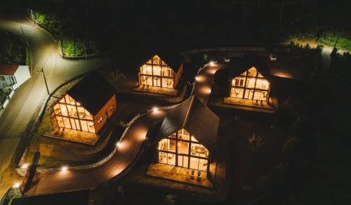 Sao Roque do Pico Ski Chalet | Family-Friendly Cabanas do Pico 2b - Highly Rated 4-Star Stay