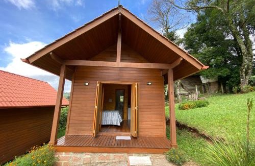 Gramado Ski Chalet | Discover Cabanas Encantos da Natureza: Family-Friendly Retreat