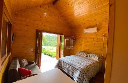 Gramado Ski Chalet | Discover Cabanas Encantos da Natureza: Family-Friendly Retreat