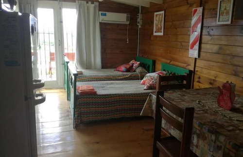 Villa Yacanto Cabin | Pet-Friendly Cabañas La Guadalupe with Family Amenities