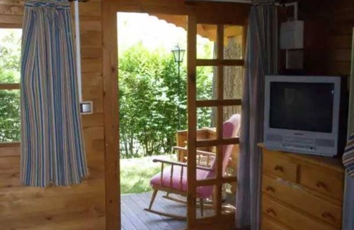 Trevelez Cabin | Welcoming Cabane 3 Étoiles with Pool & Family-Friendly Amenities