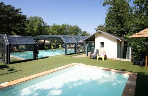 Loupiac Cabin | Comfortable Cabane with Pool and Family-Friendly Amenities