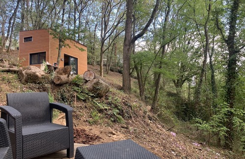 Le Tablier Cabin | Cozy Cabane in the Heart of Lyon Valley with Breakfast