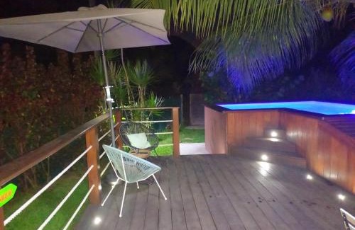 Ducos Apartment | Oceanfront Cabane des Zamoureux - Guest Rated 8.8/10