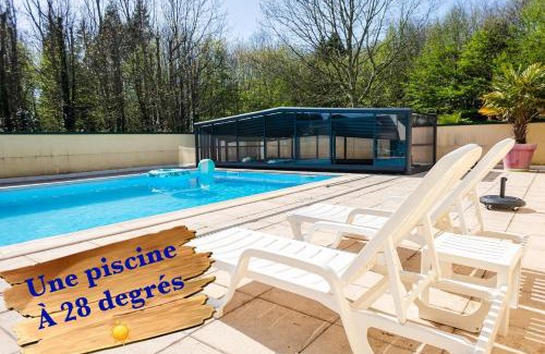 Saint-Evarzec Other | Unique Yavana Cabin with Escape Game & Hot Tub Retreat