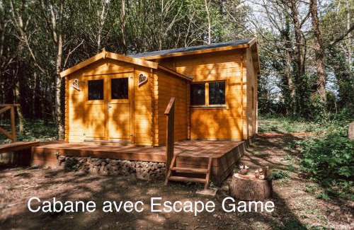 Saint-Evarzec Other | Unique Yavana Cabin with Escape Game & Hot Tub Retreat