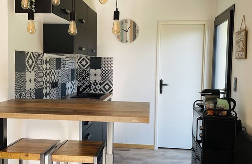 Le Teich House | Cabane Laouga: Guest Rated 10/10 with Oceanfront Bliss