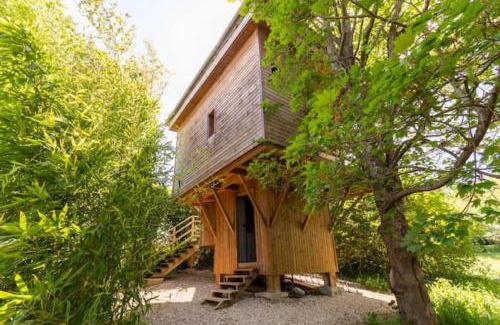 Vert House | Cozy Cabane Perchée: Guest Rated 8.8/10 for Your Stay