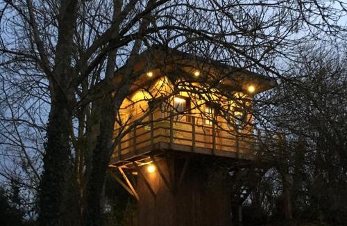 Vert House | Cozy Cabane Perchée: Guest Rated 8.8/10 for Your Stay