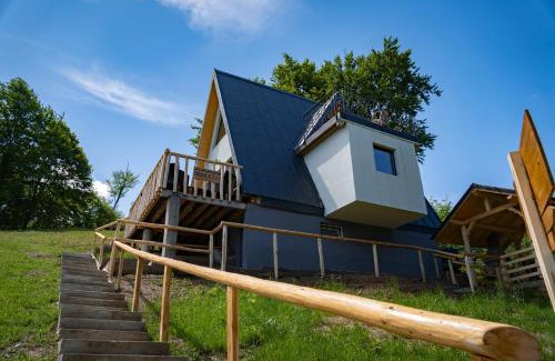 Bughea de Jos Cabin | Cabanele Împărăția Mlacilor Câmpulung Muscel