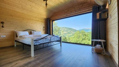 Gilau Villa | Discover Cabanele CARMEL: Oceanfront Bliss with High Ratings