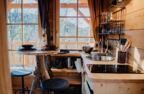Gap Cottage | Discover Cabanes du Dauphiné - Manuela: Pet-Friendly Retreat