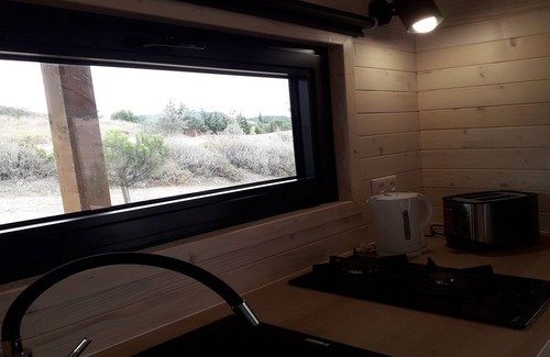 Villarzel-du-Razes Cabin | Discover Cabanes Trésors de Campagne with Pool and Spa