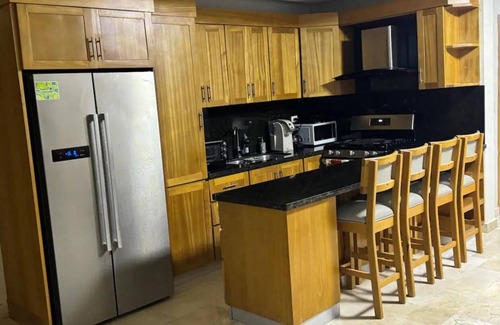 Bouvet Island Condo | Beachfront Penthouse Retreat with Pool and Spa Amenities