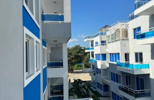 Bouvet Island Condo | Beachfront Penthouse Retreat with Pool and Spa Amenities