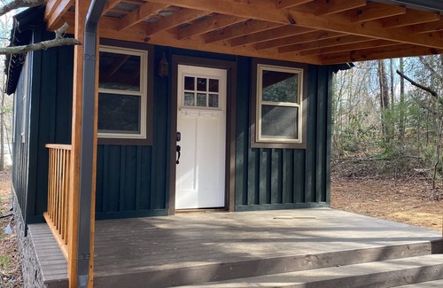 Thurmond Cabin | Discover Cabernet Cabin: Renovated Retreat with Ocean Views
