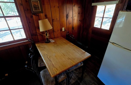 Mayhill Cabin | Cabin 1 at Lazy Day Cabins