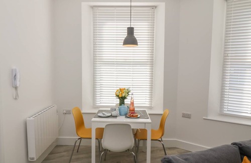 Teignmouth Cottage | Cozy Oceanfront Cottage with Kitchen and Pet-Friendly Perks