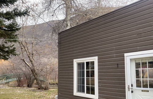 Joaquin Cabin | Cabin #1 Riverfront Cabin with Hot Tub on Provo River with AMAZING Fly Fishing