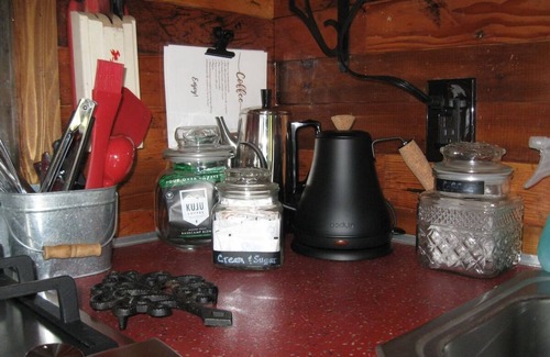 Cadillac Cabin | Family-Friendly Stay at The Loft - Mackinaw Timbers Cabins