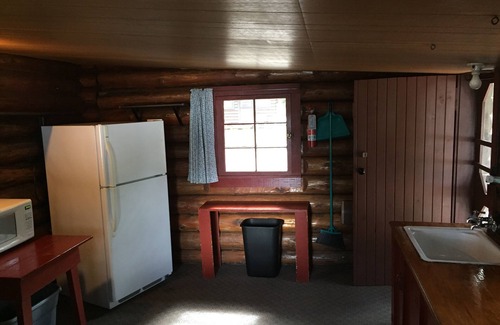 Deer River Cabin | Tranquil Cabin #1 (Whitetail) with Breathtaking Lake Views