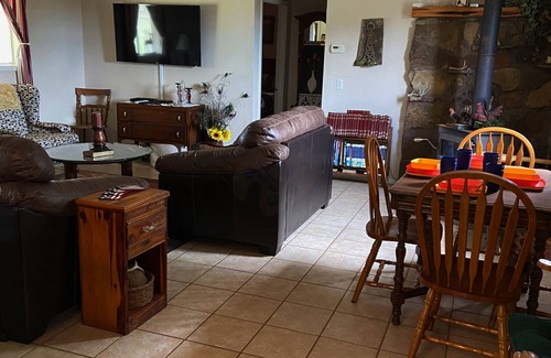 Lometa Cabin | Discover a Cozy Cabin Near Colorado Bend State Park