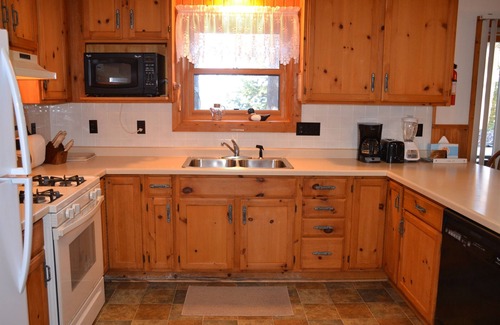 Watersmeet Cabin | Idyllic Cabin 12 on Cisco Chain with Lake & Ocean Views