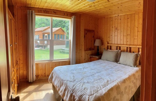 Isle Resort | Cabin 19 - 1 Bedroom with spacious loft