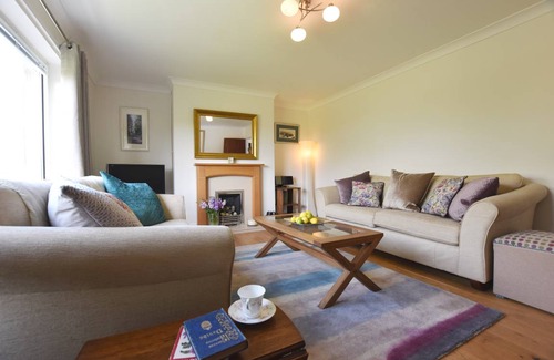 St Davids Cottage | Cozy Cottage with Ocean View – Perfect for Families